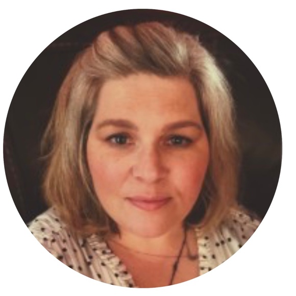 Meet your Posher, Dr. Ruth - Picture 2 of 2